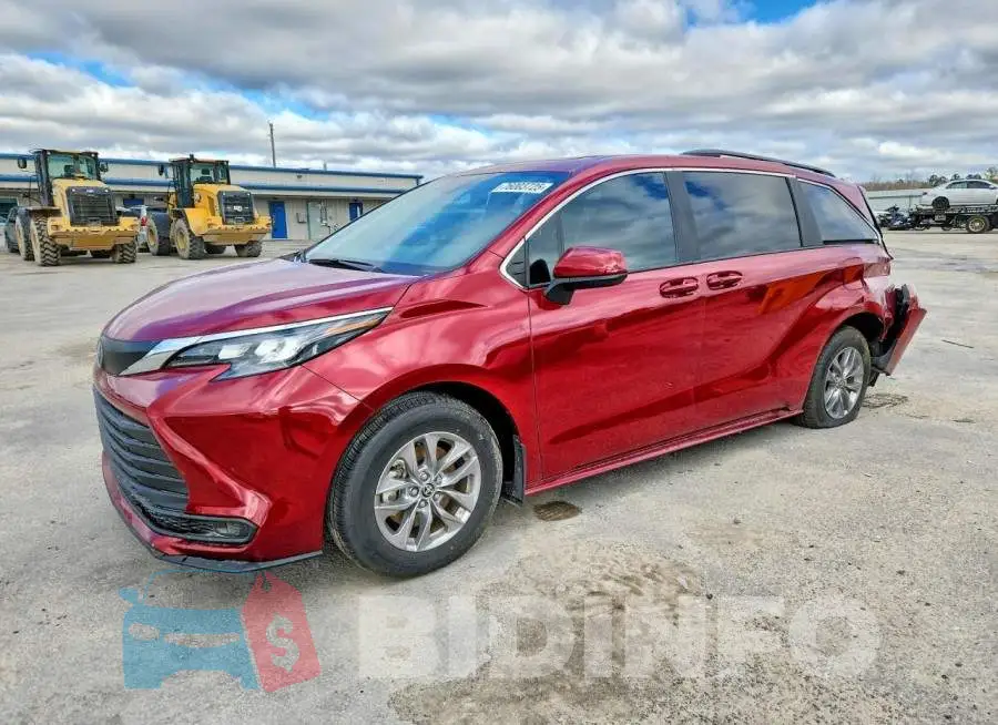 5TDBRKEC0SS267815 Photo# 1