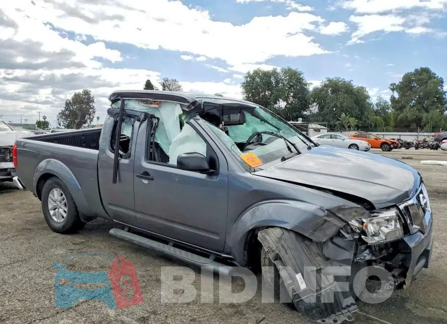 1N6BD0CT6JN705647 Photo# 4