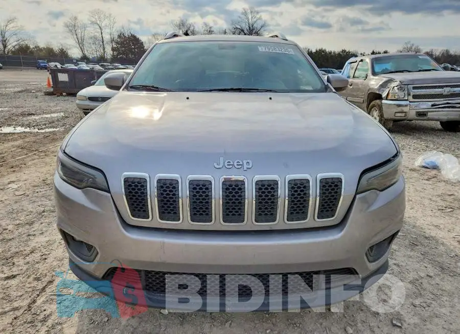 1C4PJLLB2KD427895 Photo# 5