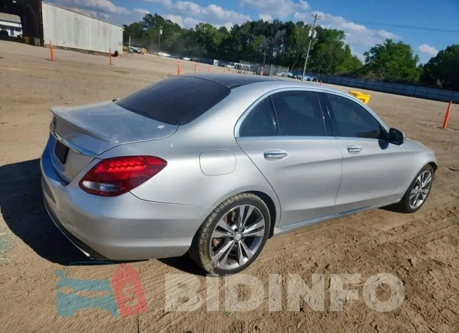 55SWF4JB2JU259588 Photo# 3