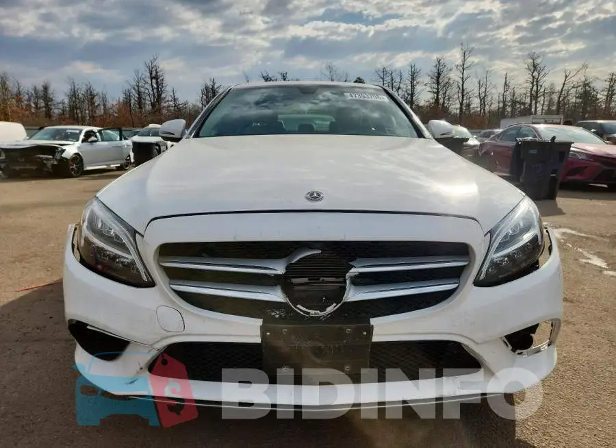 WDDWF8EB9LR555813 Photo# 5
