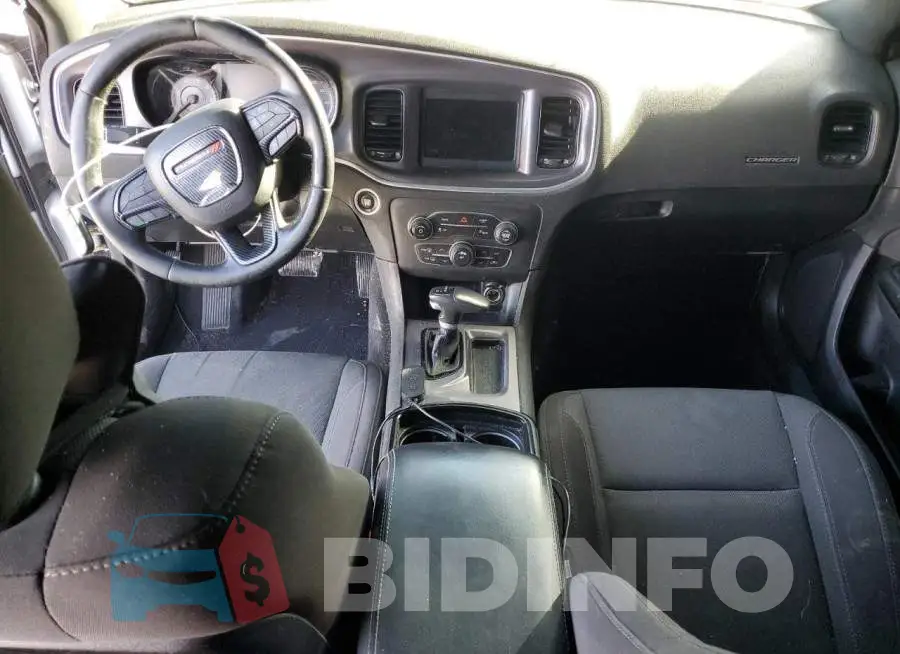 2C3CDXBG5KH668237 Photo# 8