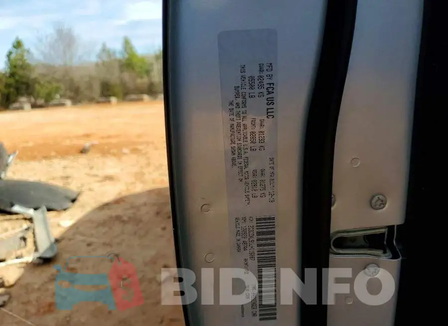 2C3CDXL91LH116087 Photo# 12