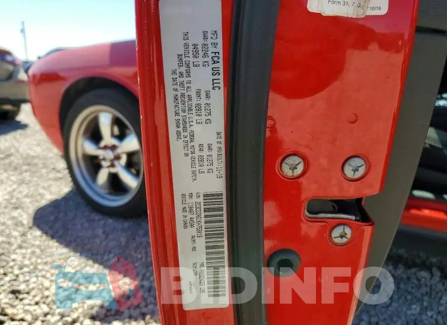 2C3CDZAG1KH752018 Photo# 12