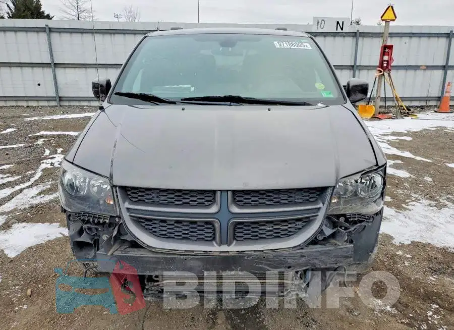2C4RDGEG7JR281568 Photo# 5