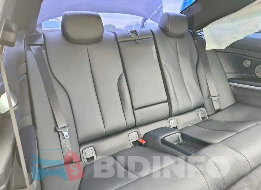 WBA4W9C57KAF98726 Photo# 10