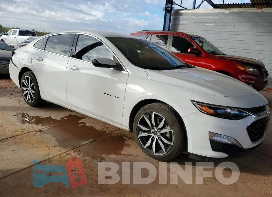 1G1ZG5ST9RF137433 Photo# 4