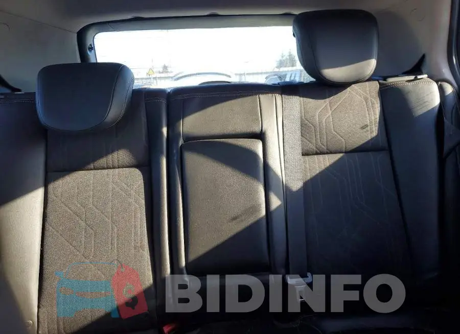 3GNCJPSB8JL368228 Photo# 10