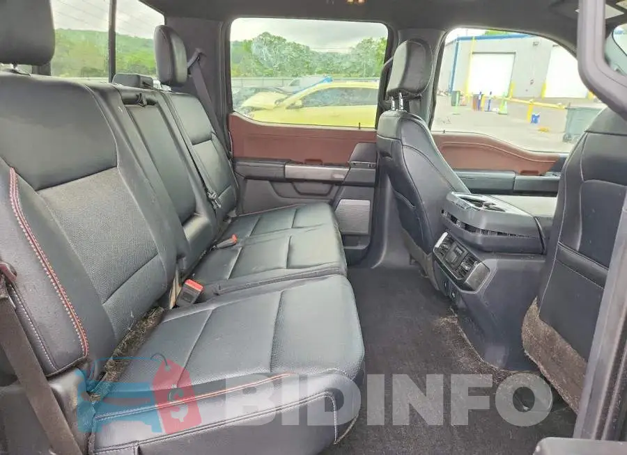 1FTFW1E8XPKD47735 Photo# 10