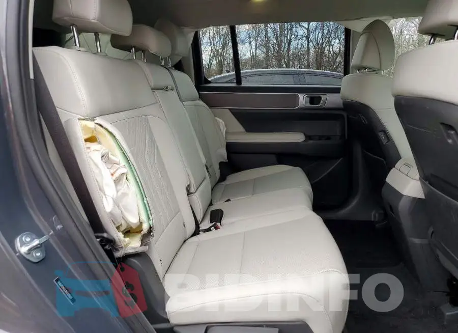 5NMP24GL8SH120521 Photo# 11