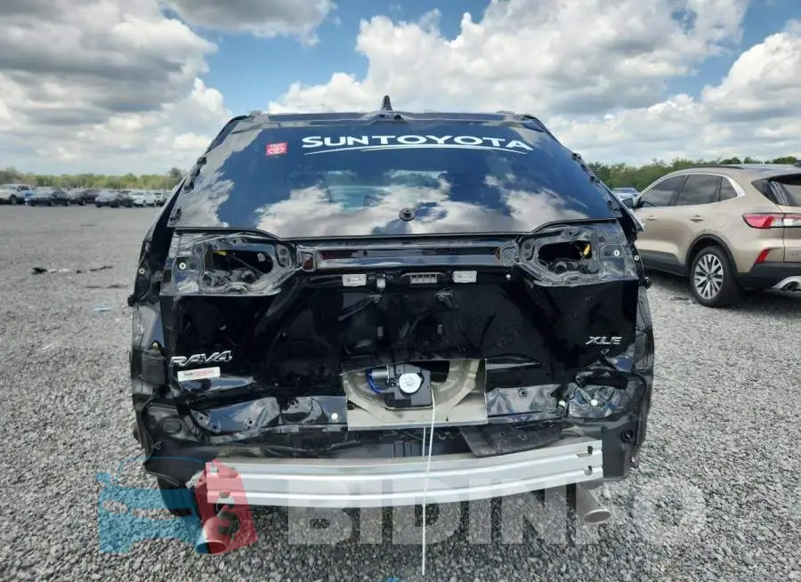2T3W1RFV3SC340032 Photo# 6