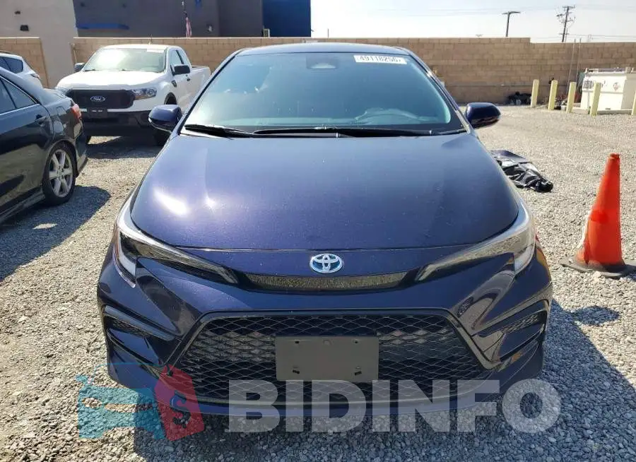 JTDBCMFE2S3093261 Photo# 5
