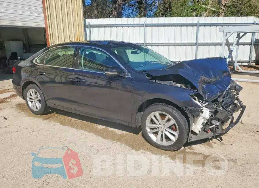 1VWWA7A38LC012521 Photo# 4