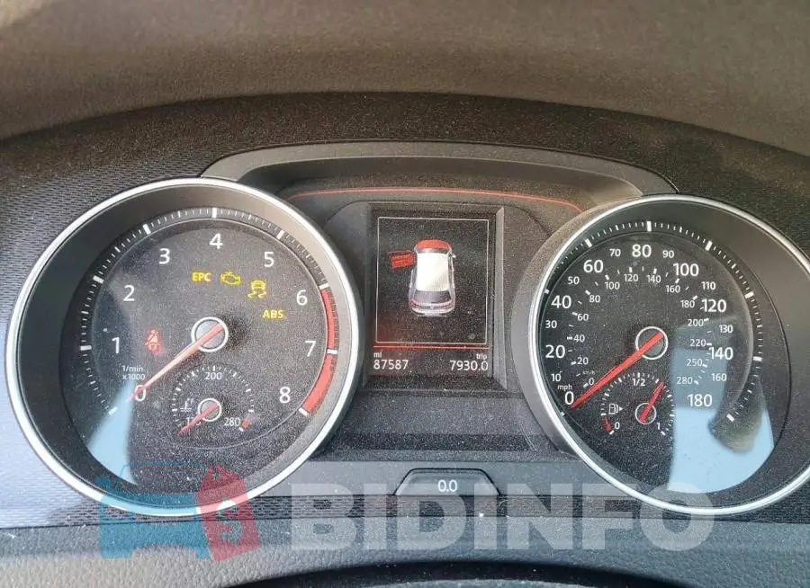 3VW5T7AU5HM045500 Photo# 9