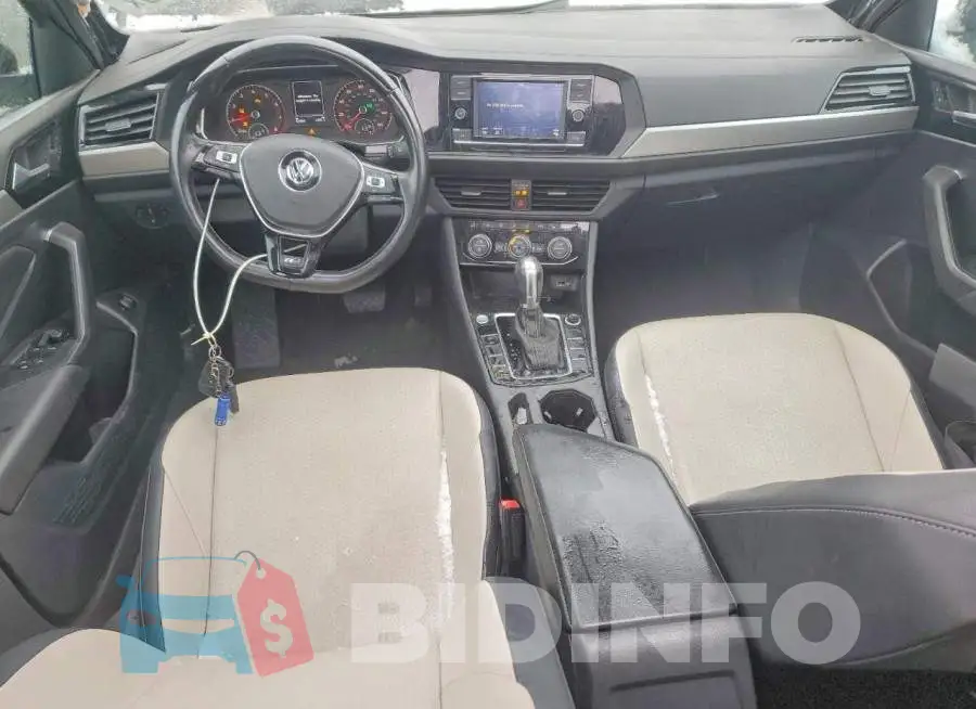3VWC57BUXKM062137 Photo# 8