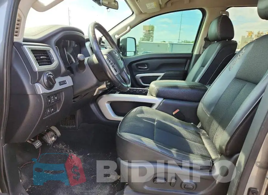 1N6BA1F45JN520461 Photo# 7
