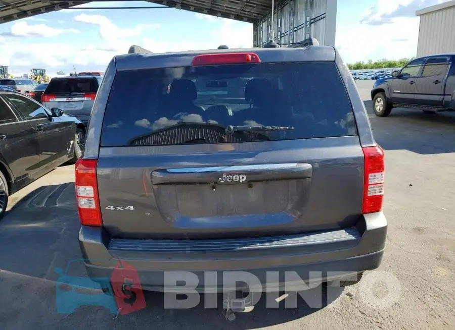 1C4NJRBB7HD180135 Photo# 6