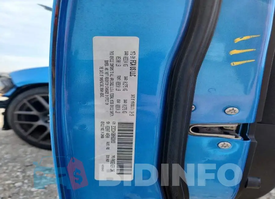 2C3CDXHG8KH632033 Photo# 12