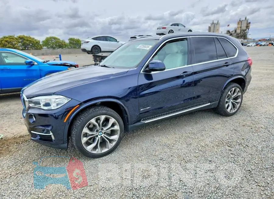 5UXKR2C5XJ0Z21806 Photo# 1