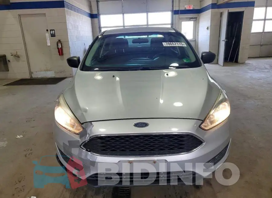 1FADP3E25JL275961 Photo# 5