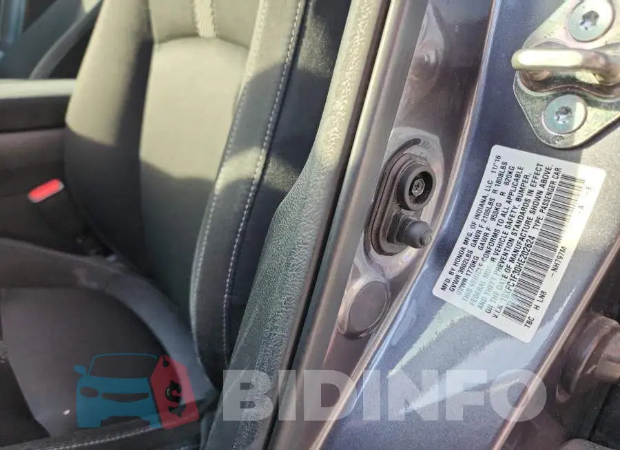19XFC1F30HE202624 Photo# 12