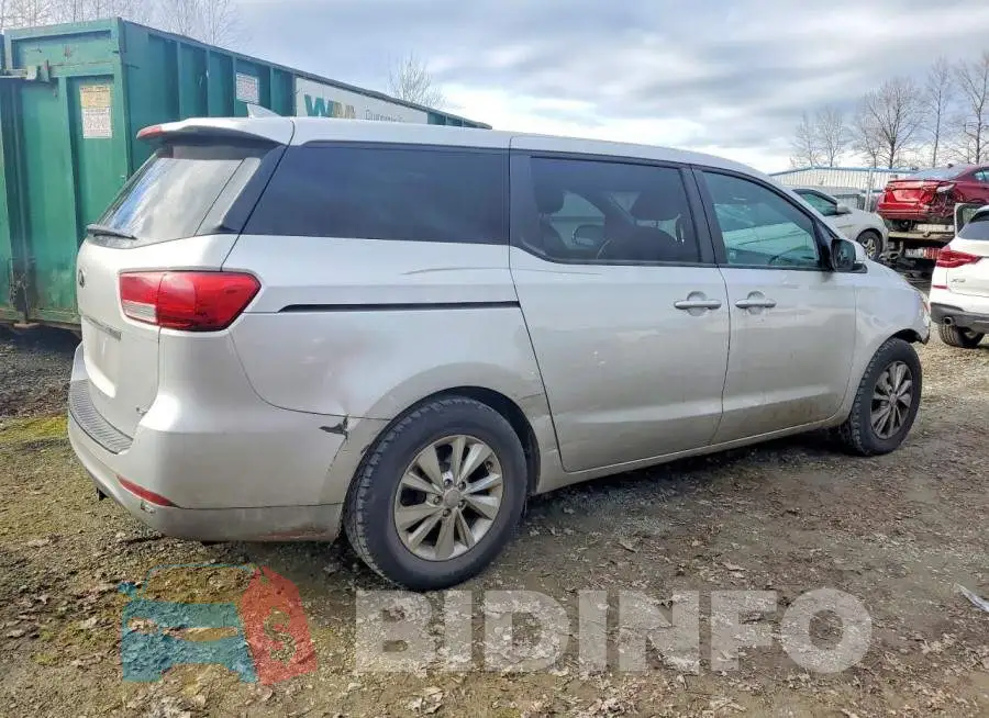 KNDMB5C14H6241937 Photo# 3