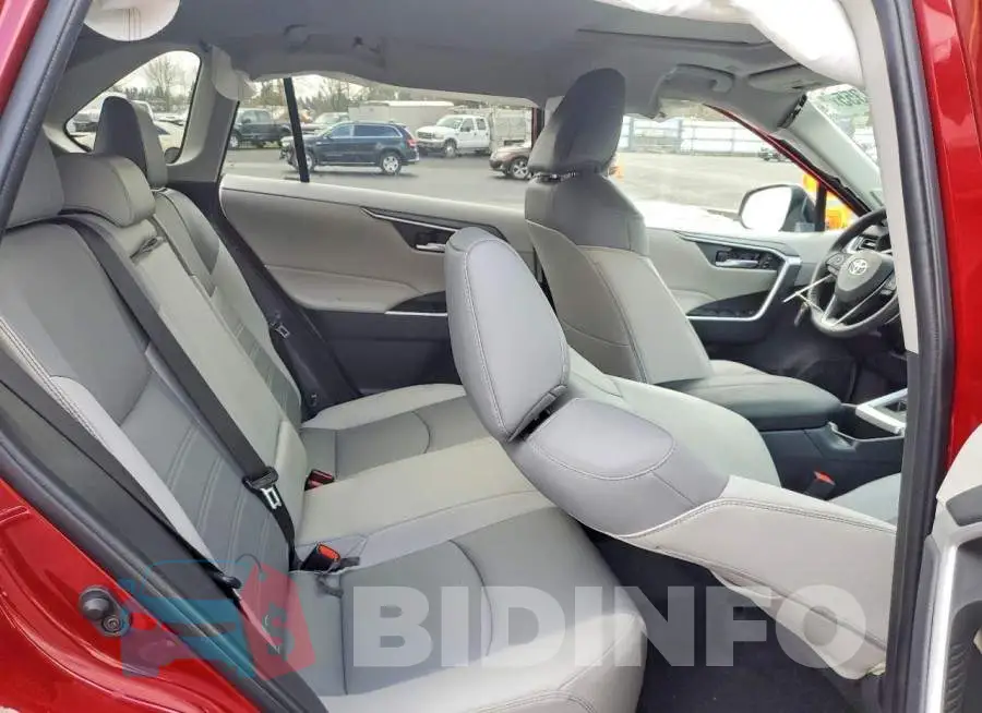 2T3A1RFV8SW509146 Photo# 10