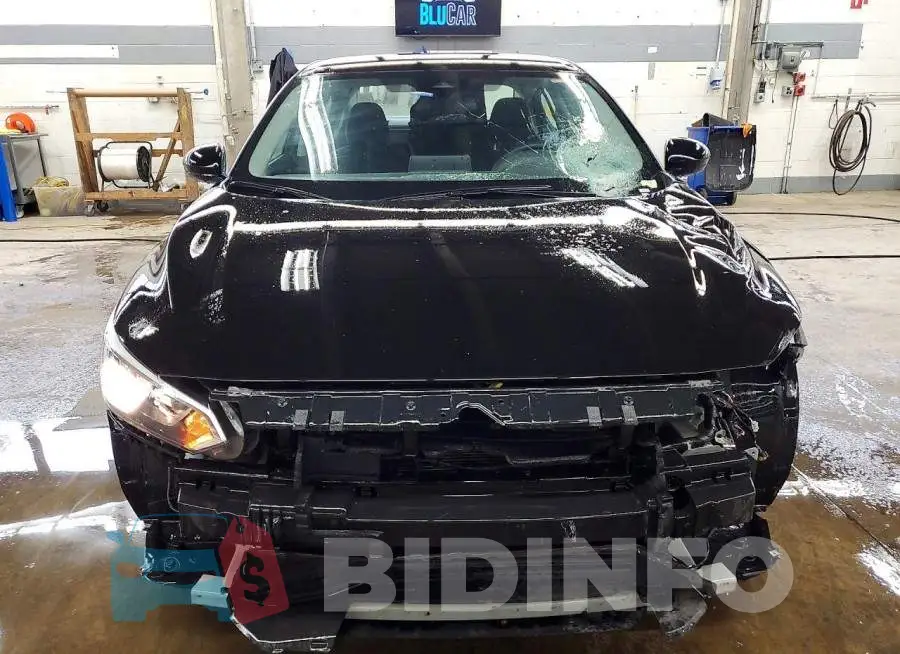 3N1AB8CV4RY341217 Photo# 5