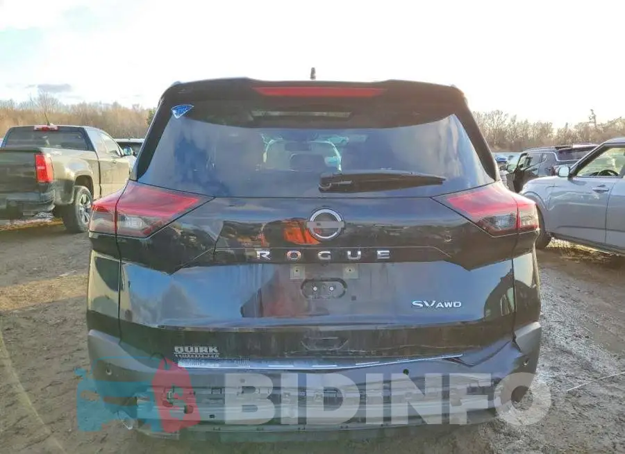 JN8BT3BB8PW482891 Photo# 6