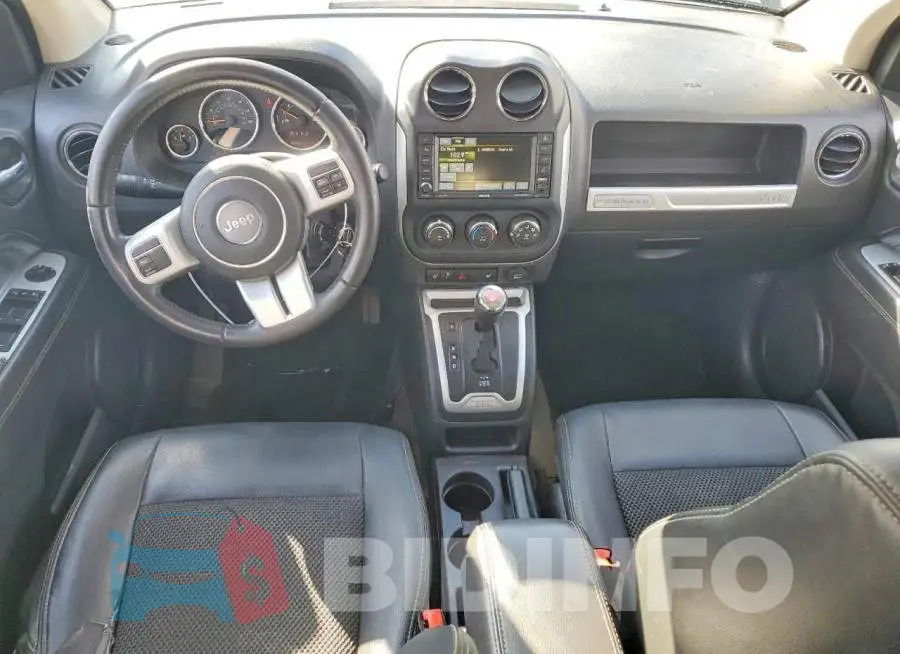 1C4NJDEB6HD101391 Photo# 8