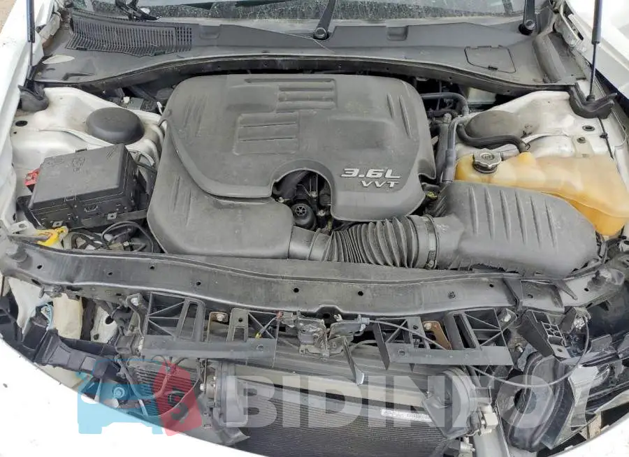 2C3CDXBG0KH754801 Photo# 11