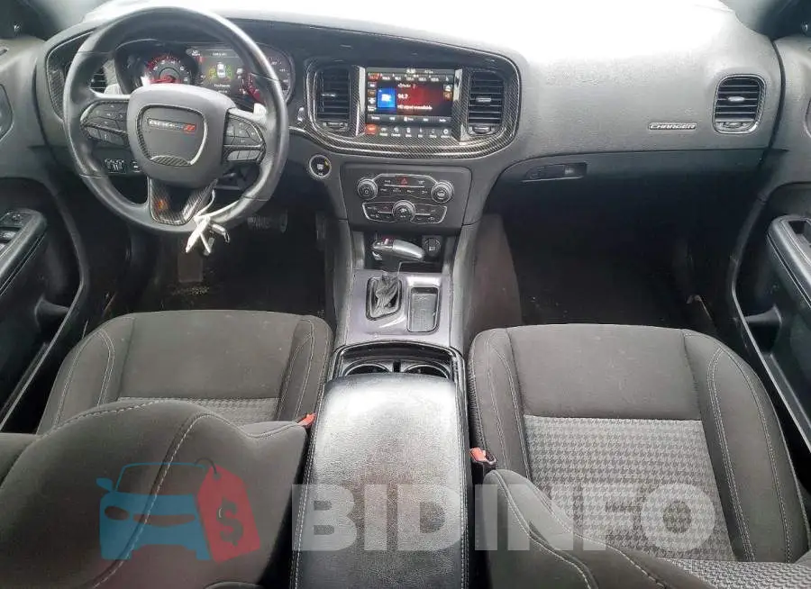 2C3CDXJG0JH213828 Photo# 8