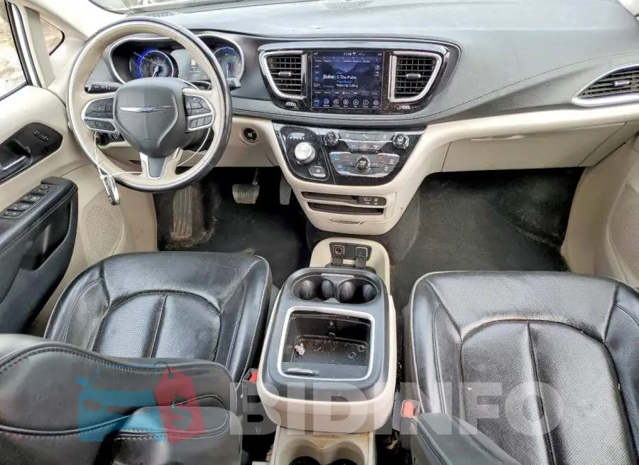 2C4RC1GGXLR132197 Photo# 8