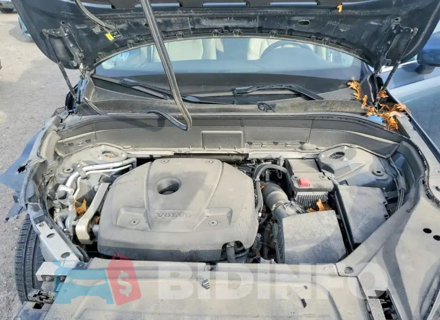 YV4102PK6M1715708 Photo# 12
