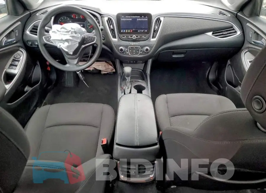 1G1ZD5ST1PF164325 Photo# 8