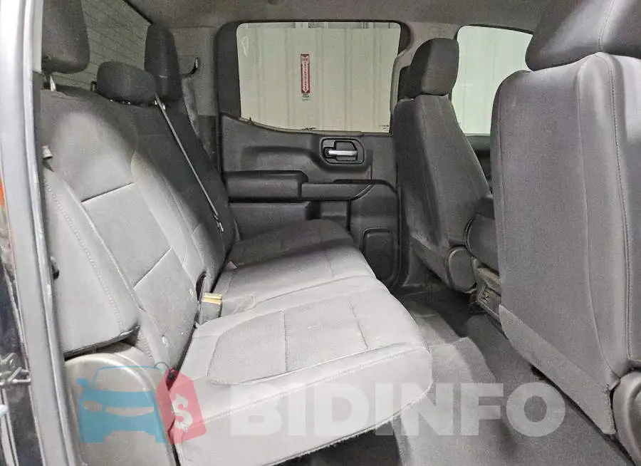 1GCPYCEF5MZ395168 Photo# 10