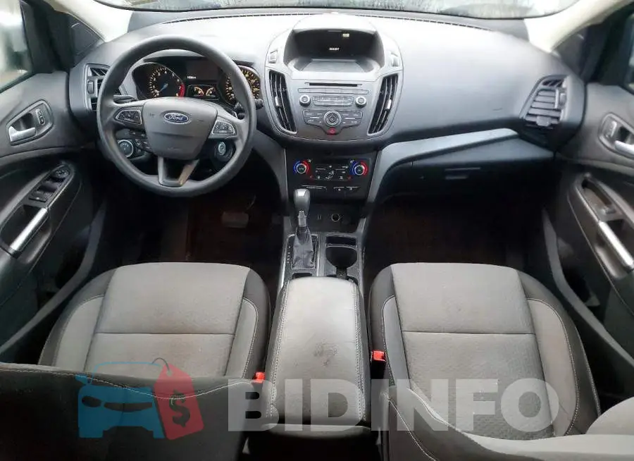 1FMCU9GD9HUD99067 Photo# 8