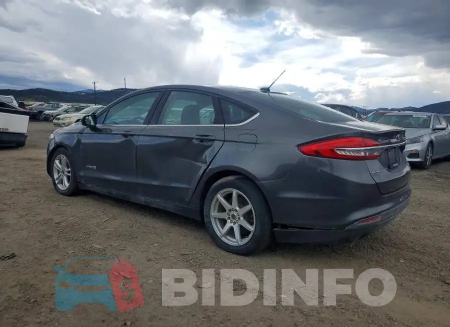 3FA6P0LUXJR152587 Photo# 2