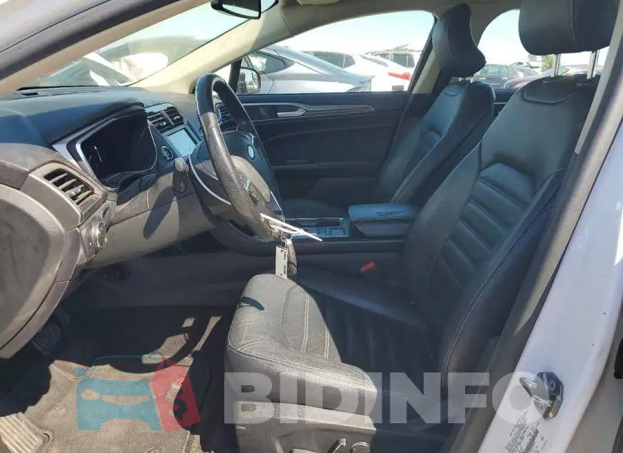 3FA6P0PU1HR329919 Photo# 7