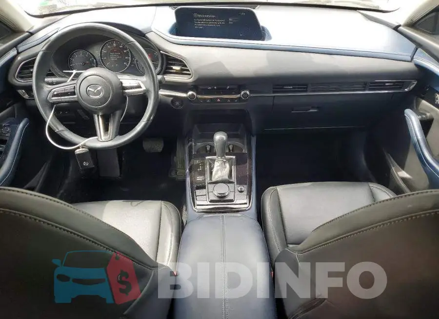 3MVDMBDL8LM123552 Photo# 8