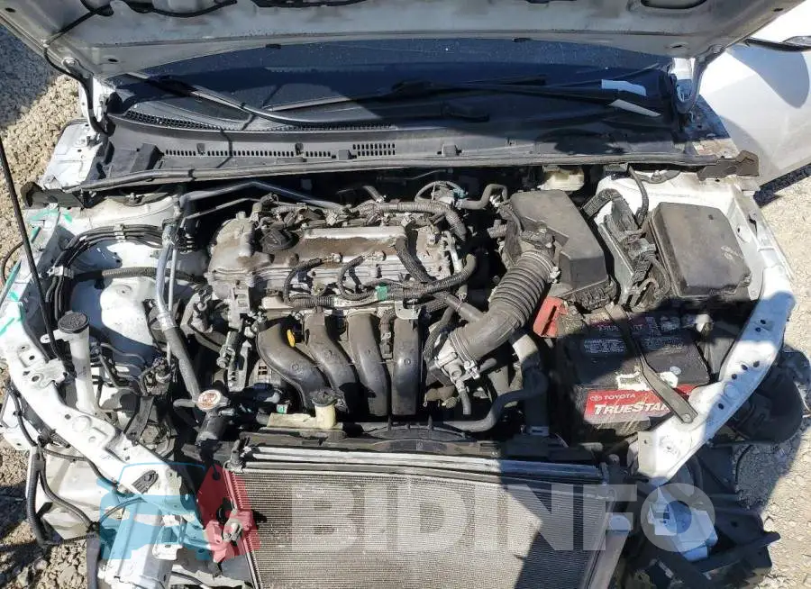 2T1BURHE8JC124025 Photo# 11