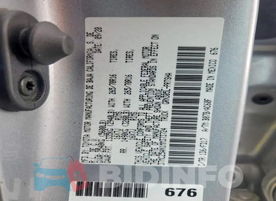 3TMCZ5AN1MM373724 Photo# 12