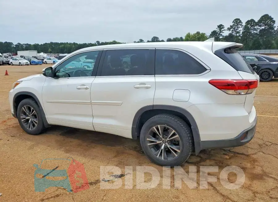 5TDZZRFH8HS194607 Photo# 2