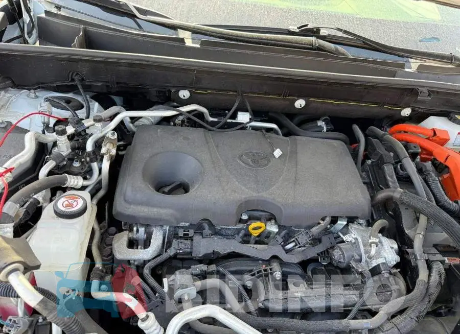 JTMGB3FVXPD122428 Photo# 7