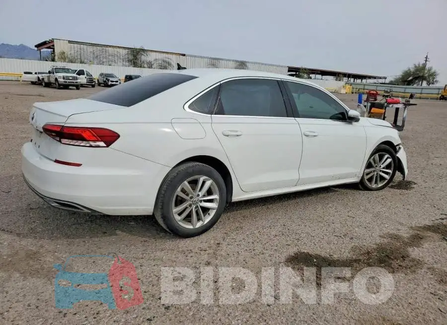 1VWSA7A35LC026049 Photo# 3