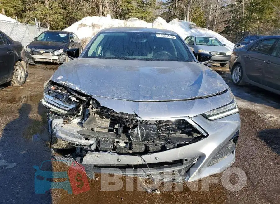 19UUB6F40MA802459 Photo# 5