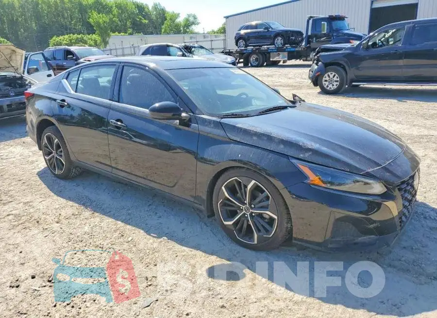 1N4BL4CV9PN421247 Photo# 4