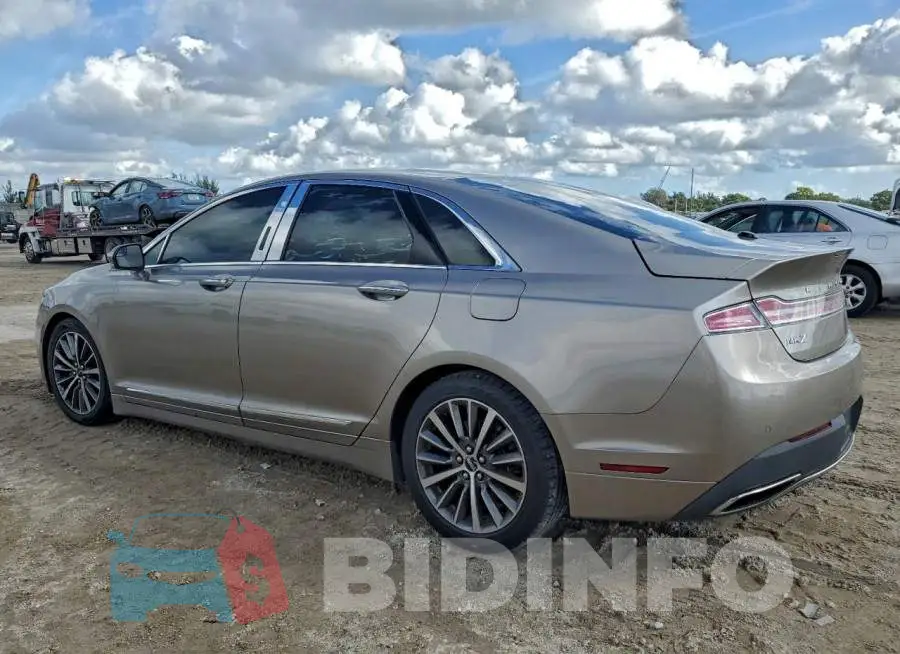 3LN6L5A94JR620682 Photo# 2
