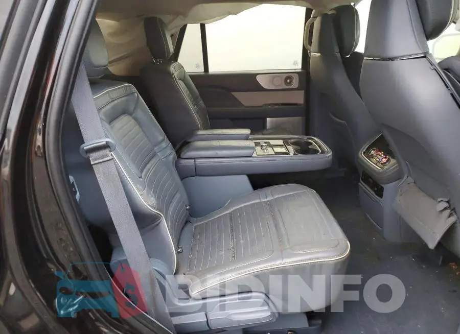 5LMJJ2TT0LEL22821 Photo# 11