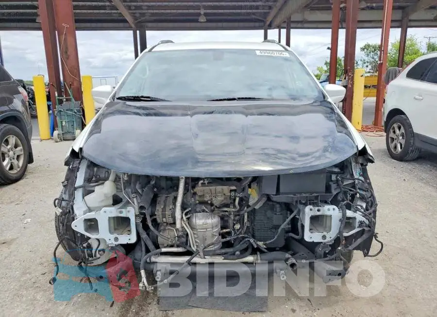 2C4RC1EG3HR684196 Photo# 5